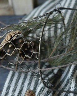 Draadmand Kegel Antiek Goud Met Lang Hengsel, IB Laursen -Ib Laursen draadmand kegel antiek goud met lang hengsel ib laursen 5