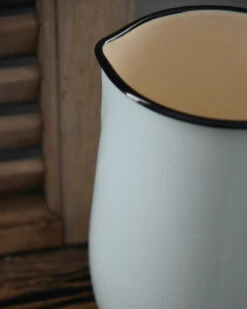 Emaille Kan 'light Blue/cream', IB Laursen -Ib Laursen emaille kan light bluecream ib laursen 3