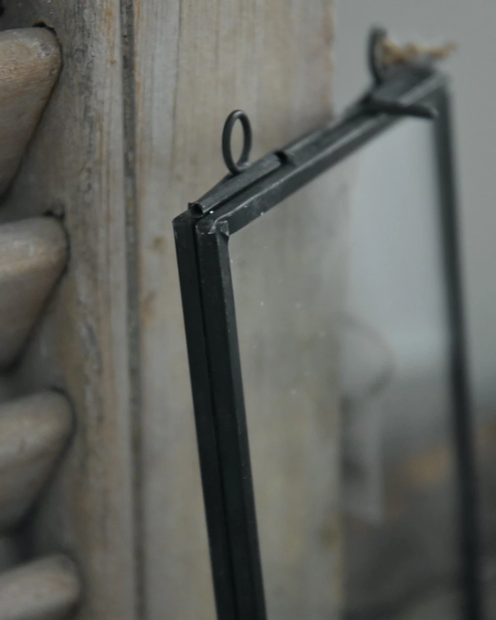 Fotolijstje Glas In Metaal Met Ophang Oogjes 4 Fotolijstje Glas In Metaal Met Ophang Oogjes - Afbeelding 2