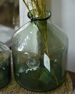 Glazen Apothekers Fles In Het Groen Met Embleem Groot, IB Laursen 13 Glazen Apothekers Fles In Het Groen Met Embleem Groot, IB Laursen -Ib Laursen glazen apothekers fles in het groen met embleem groot ib laursen 12