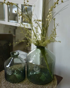 Glazen Apothekers Fles In Het Groen Met Embleem Klein, IB Laursen 12 Glazen Apothekers Fles In Het Groen Met Embleem Klein, IB Laursen -Ib Laursen glazen apothekers fles in het groen met embleem groot ib laursen 3