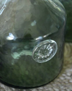 Glazen Apothekers Fles In Het Groen Met Embleem Klein, IB Laursen 15 Glazen Apothekers Fles In Het Groen Met Embleem Klein, IB Laursen -Ib Laursen glazen apothekers fles in het groen met embleem groot ib laursen 6