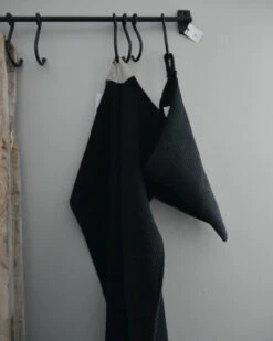 Handdoek Mynte Zwart, IB Laursen 14 Handdoek Mynte Zwart, IB Laursen -Ib Laursen handdoek mynte zwart ib laursen 5