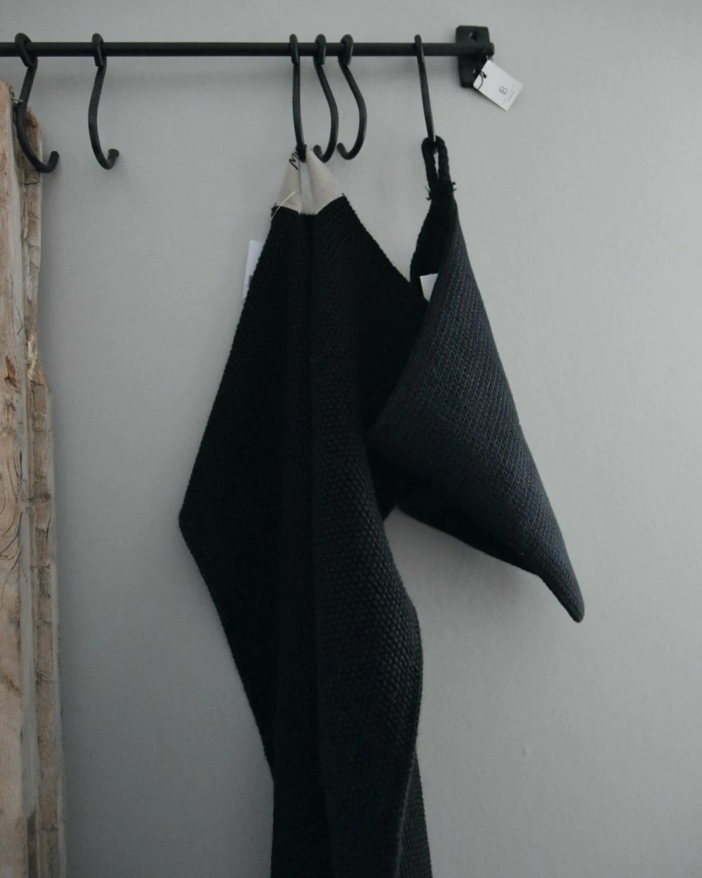 Handdoek Mynte Zwart, IB Laursen 8 Handdoek Mynte Zwart, IB Laursen - Afbeelding 6