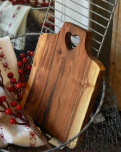 Houten Snijplank Met Hart Gaatje, IB Laursen 13 Houten Snijplank Met Hart Gaatje, IB Laursen -Ib Laursen houten snijplank met hart gaatje ib laursen 4