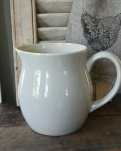 Kan Met Groot Oor In Zachte Zand Taupe Tint, Mynte Latte