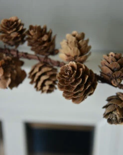 Kegel Guirlande Van Omerica Kegeltjes 150 Cm, IB Laursen 12 Kegel Guirlande Van Omerica Kegeltjes 150 Cm, IB Laursen -Ib Laursen kegel guirlande van omerica kegeltjes 150 cm ib laursen 2