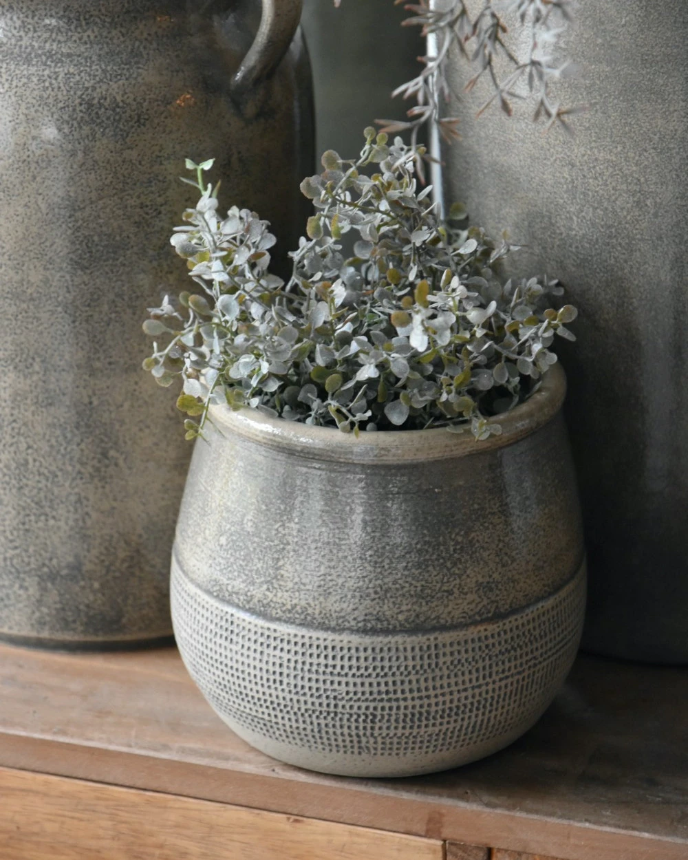 Klei Grijze Pot Iets Bol Met Gewerkte Onderrand, IB Laursen 4 Klei Grijze Pot Iets Bol Met Gewerkte Onderrand, IB Laursen - Afbeelding 2