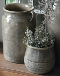 Klei Grijze Pot Iets Bol Met Gewerkte Onderrand, IB Laursen 13 Klei Grijze Pot Iets Bol Met Gewerkte Onderrand, IB Laursen -Ib Laursen klei grijze pot iets bol met gewerkte onderrand ib laursen 3