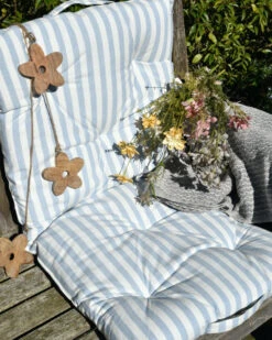 Matras Kussen Gestreept In Gebroken Wit En Licht Blauw, IB Laursen