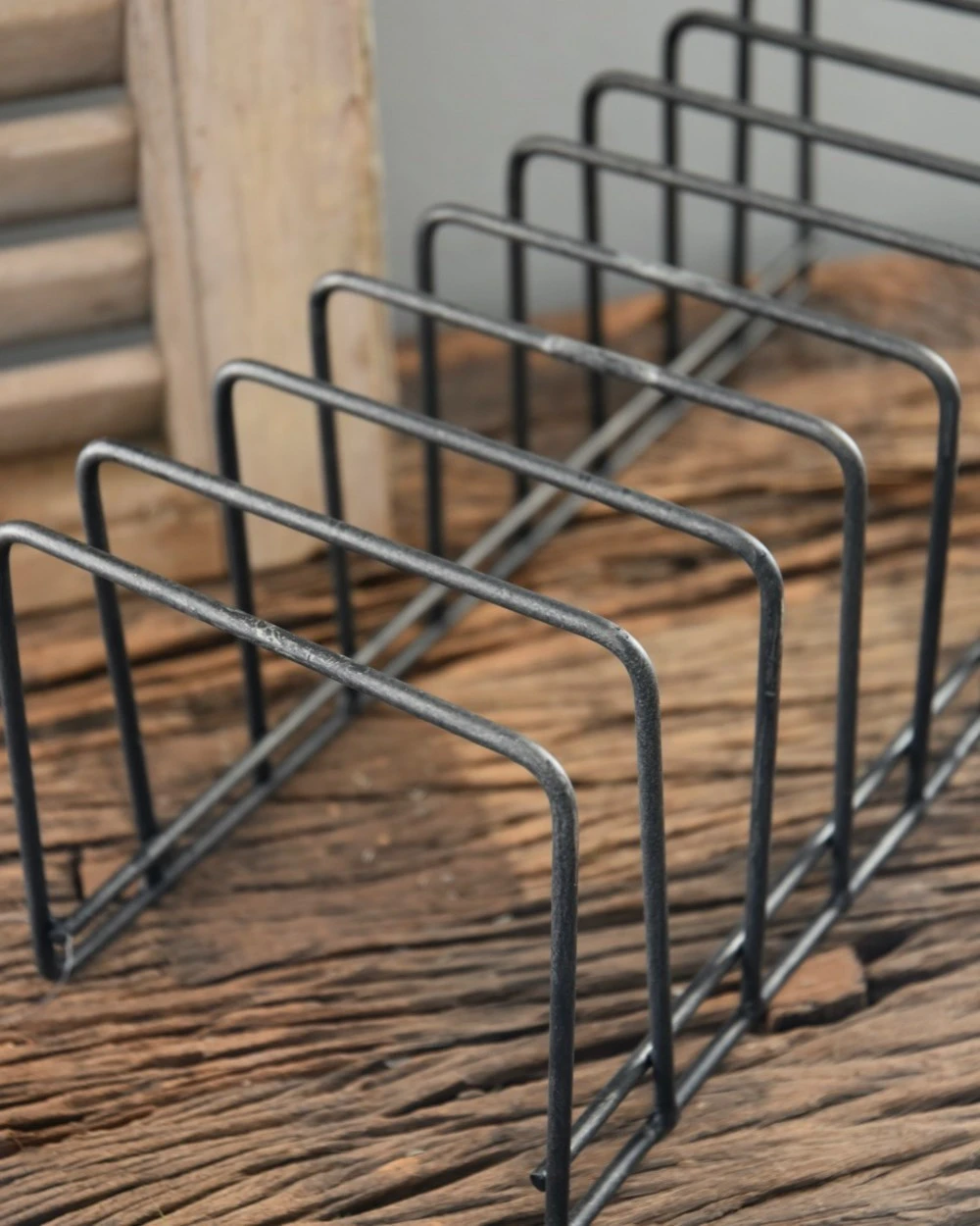 Metalen Bordenrek, IB Laursen 4 Metalen Bordenrek, IB Laursen - Afbeelding 2