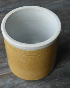 Oker Pot Recht Met Licht Randje Unique, IB Laursen 9 Oker Pot Recht Met Licht Randje Unique, IB Laursen -Ib Laursen oker bruine pot recht met randje unique ib laursen 2