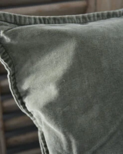 Olijf Groene Velours Kussenhoes, IB Laursen 13 Olijf Groene Velours Kussenhoes, IB Laursen -Ib Laursen olijf groene velours kussenhoes ib laursen 4