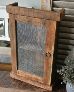 Oud Houten 'kaas' Kastje Met Gaas Deur Unique, IB Laursen