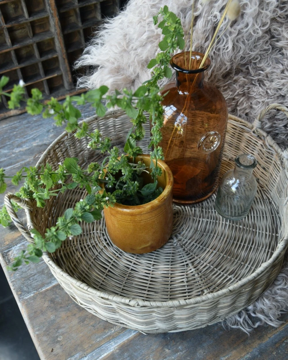 Rond Grijzig Rotan Dienblad Met Hengsels, IB Laursen 5 Rond Grijzig Rotan Dienblad Met Hengsels, IB Laursen - Afbeelding 3