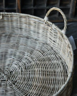 Rond Grijzig Rotan Dienblad Met Hengsels, IB Laursen 13 Rond Grijzig Rotan Dienblad Met Hengsels, IB Laursen -Ib Laursen rond grijzig rotan dienblad met hengsels ib laursen 1 3