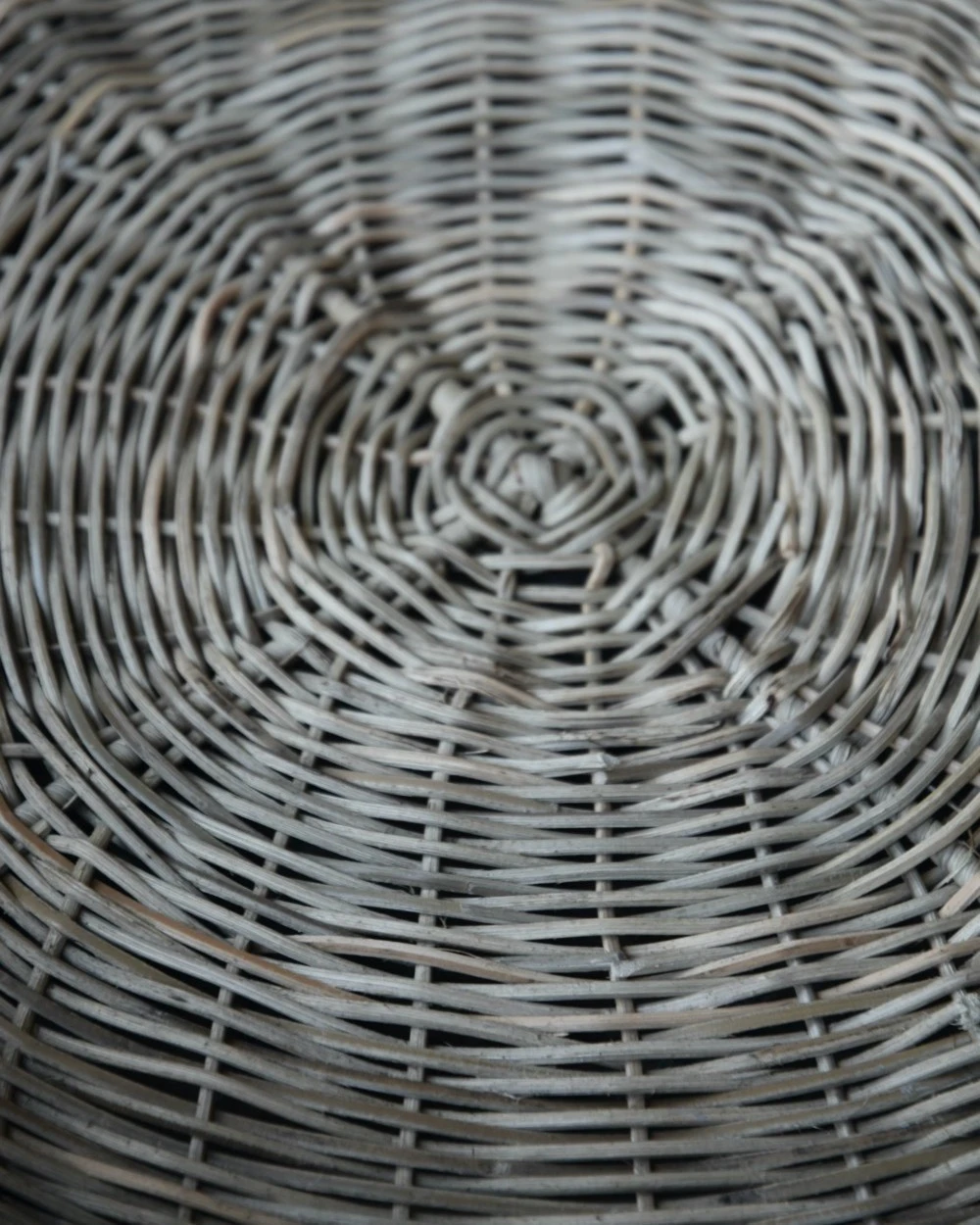 Rond Grijzig Rotan Dienblad Met Hengsels, IB Laursen 8 Rond Grijzig Rotan Dienblad Met Hengsels, IB Laursen - Afbeelding 6