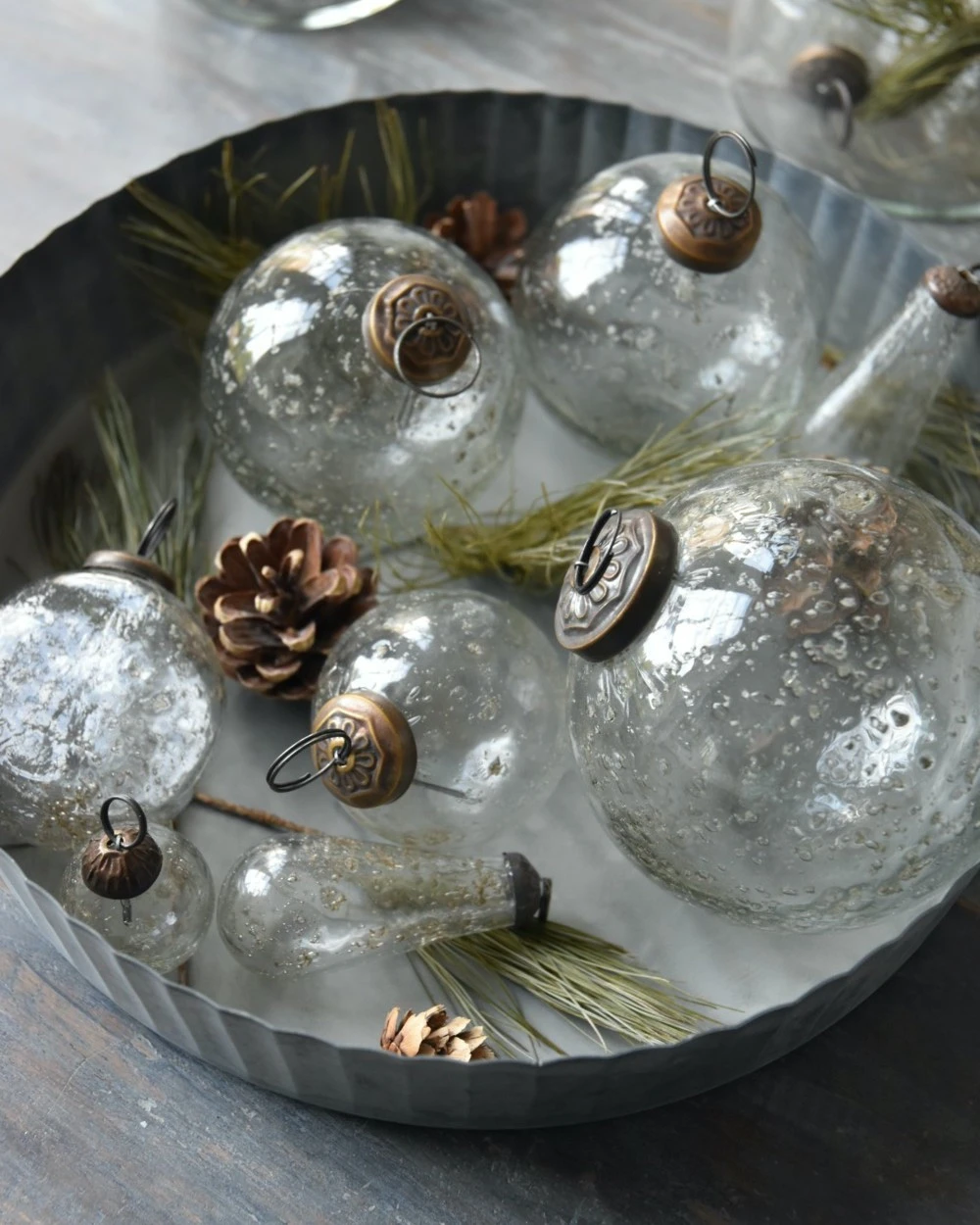 Ronde Zinken Schaal Met Hoge Schulp Rand, IB Laursen 7 Ronde Zinken Schaal Met Hoge Schulp Rand, IB Laursen - Afbeelding 5