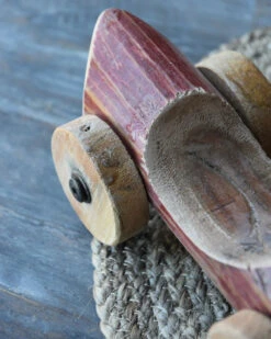 Unieke Rode Auto Van Hout Met Blauw Nr 94, IB Laursen 14 Unieke Rode Auto Van Hout Met Blauw Nr 94, IB Laursen -Ib Laursen unieke rode auto van hout met blauw nr 94 ib laursen 4