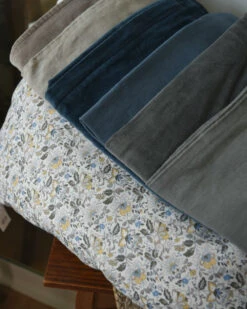 Velours 'thunder Grey' Vierkante Kussenhoes, IB Laursen -Ib Laursen velours thunder grey vierkante kussenhoes ib laursen 1 5