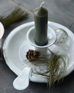 Wit Emaille Kandelaar Met Oor, IB Laursen -Ib Laursen wit emaille kandelaar met oor ib laursen 2