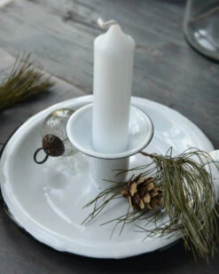 Wit Emaille Kandelaar Met Oor, IB Laursen -Ib Laursen wit emaille kandelaar met oor ib laursen 4